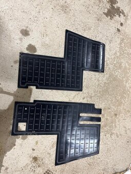 Gumová rohož Zetor 5511, 5611, 5711, 5745, 6711, 6745 ,6911. - 18