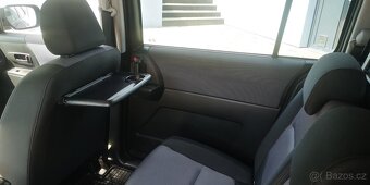 Mazda 5 Comfort 1,8i - 16V - 85kw PĚKNÝ STAV - STK do 4/2027 - 18