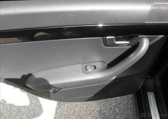 Seat Exeo 2,0 TDI 105 kW SERVISKA nafta - 18