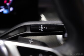 Mercedes-Benz C 300eT 66tkm - otevřeno celý víkend do 20:00 - 18