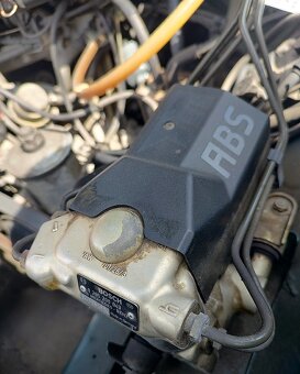 Mercedes Benz 200E (W124) - 18