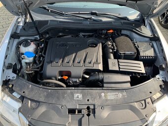 Škoda Superb combi 2.0 TDI Elegance r.v.2010 - 18