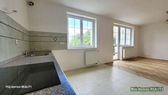 Dům na prodej 8+1, 354m2, 3x balkon, terasa a zahrada 200m2. - 18