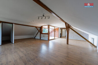 Prodej penzionu, 304 m², Hluboký, Ostrov - 18