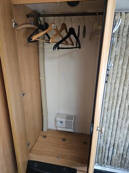 Prodám karavan Hobby Excelent Easy 460 - 18