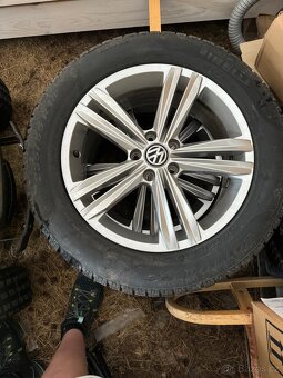 VW Tiguan 2.0 TSI  R-Line, 4 Motion, ACC, PANO, hudba 360• - 18
