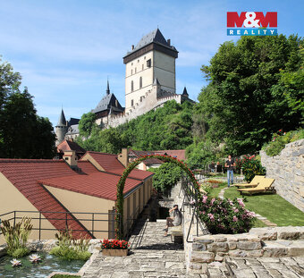 Prodej ubytovacího zařízení s kavárnou, 276 m², Karlštejn - 18