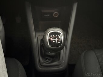 Hyundai ix20 1,6 92kW,SERVISNÍ KNÍŽKA - 18