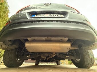 HYUNDAI TUCSON 1.7 CRDi Navi LED Asyst / 2016-1.Maj / KRÁSNÝ - 18