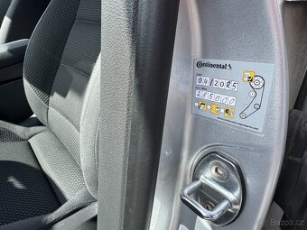 Volkswagen Touran 1.6 Tdi 77kw 7m BEZ KOROZE - 18