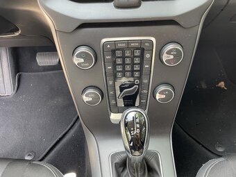 Volvo V40 D2 AUTOMAT 2.0 diesel - 18