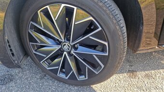 Škoda Superb III DSG  2l TDI 140KW / odpočet DPH - 18