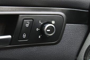 Volkswagen Touran 2,0 TDI HIGHLINE,BIXENONY,DPH,2011 - 18