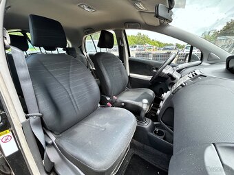 Toyota Yaris - 18