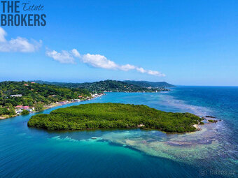 Two Story Wooden Home Czech Village, Roatan - 18