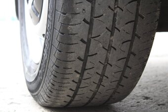 Ford Transit Custom 2.2TDCI,6MÍST,N.ROZVODY,TAŽNÉ - 18