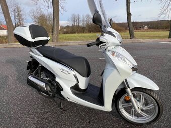 Prodám HONDA SH 300I - 18