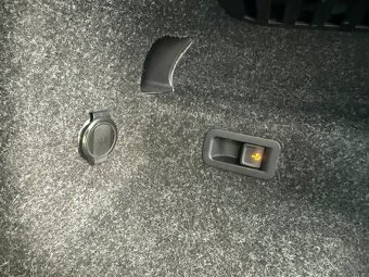 Škoda ENYAQ iV80 MATRIX HEAD-UP KAMERA TAŽNÉ SoH 91,7% - 18