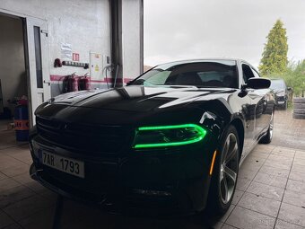 Dodge Charger 5,7 Hemi 410 koní, model 2018, DPH - 18