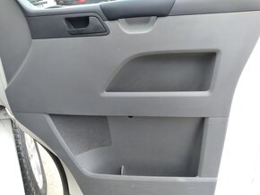 VOLKSWAGEN TRANSPORTER 2.5 TDI 9 MÍST 96kW - 18