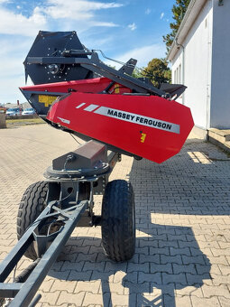 Sklízecí mlátička Massey Ferguson - MF 7370 Beta - 18