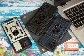 Outdoorová pouzdra s magnetem, stojánkem a krytem foto - 18