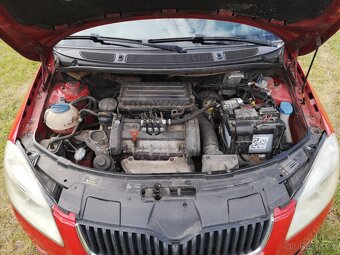 ŠKODA ROOMSTER LPG-BENZÍN 1.6 77KW NOVÉ ČR TAŽNÉ - 18