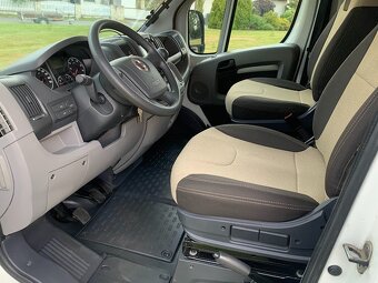 KARAVAN Ideální obytný automobil JOINT 4 - 18