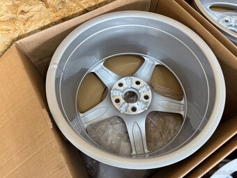 ORIGINÁLNÍ ALU KOLA OPEL INSIGNIA 19x8.5J 1325840 5X120 67,1 - 18