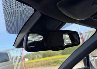 Toyota C-HR 1,8 Hybrid NAVIGACE, SERVISKA hybridní automat - 18
