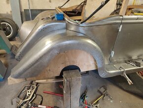 Tvářecí stroj Trumpf - 18