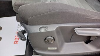 VW Touran 2.0TDI 110kW DSG Highline 1.maj-NEHAV-ČR-DPH - 18