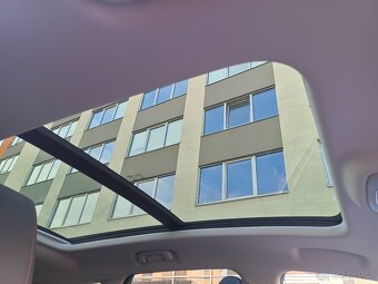 MG EHS PHEV Luxury 1.5 119kW AUT. 84tkm - záruka Autodraft - 18