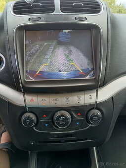 Prodám krásný Fiat FREEMONT 4x4, 2013, odpočet DPH. - 18