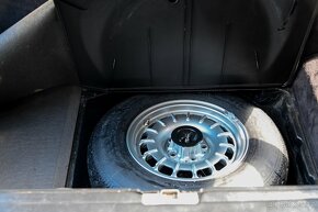Mercedes-Benz R107 450 SL US - 18