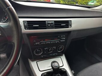 BMW Řada 3 E90 320i 110kW Sedan 6st. Manuál Klima ALU R16 - 18