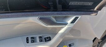 Prodám VW TOUAREG  4,0 TDI V8, 1.majitel, 310 KW - 18