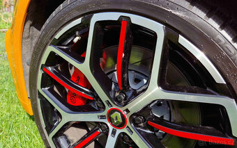 Renault Mégane RS Trophy 300 - 18