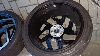 ALU KOLA VW DALLAS GOLF 8 7,5x18 ET51 5x112 PIRELLI225x40x18 - 18