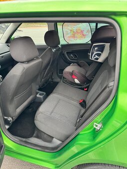 Škoda Fabia II, 1.2 HTP, 51 kW, 2012, benzín - 18