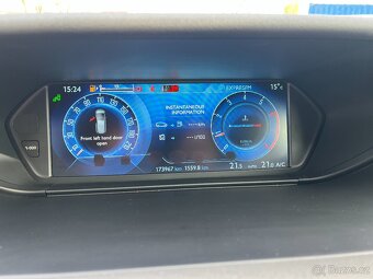 Citroën C4 Picasso 1.6i 88kW 7míst,navi,kamera - 18