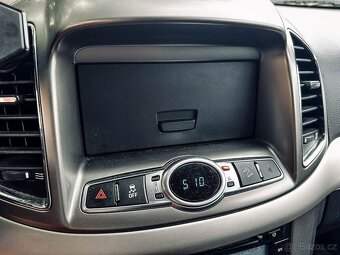 Chevrolet Captiva 2.2 D LS - 18