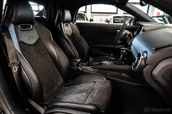 Audi TT RS Roadster - 18