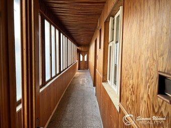 Prodej dvougeneračního RD s hospodářskými budovami v Makově - 18