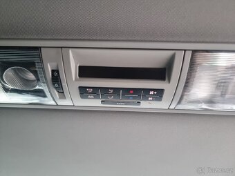 Predam volkswagen caravelle T5 2.0tdi 75kw long 2015 9-miest - 18