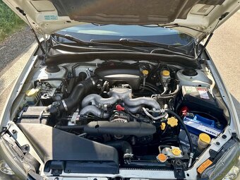 Subaru Impreza 2.0R - 18