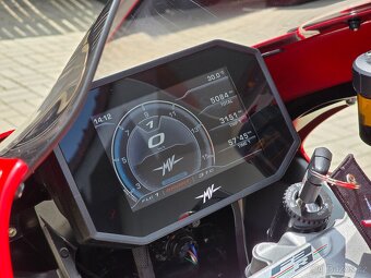 MV Agusta F3 R 800, původ ČR, servisní knížka, záruka - 18