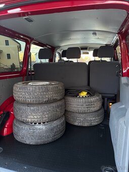VW Transporter T5 2.0 TDI - 18