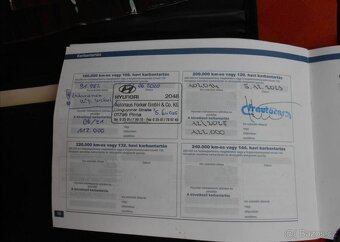 Hyundai i10 1,1 i 49 kW KLIMA Serviska benzín - 18