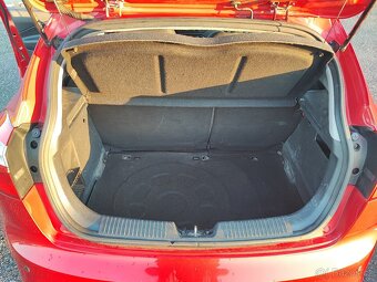 Kia Rio, 2012 1.4 benzín 80 kW - 18